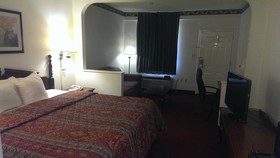 Days Inn by Wyndham Columbus