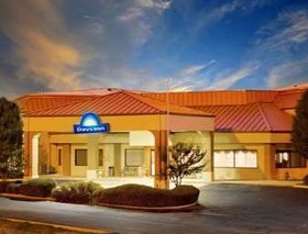 Days Inn by Wyndham Columbus