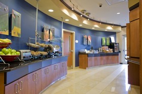 Fairfield Inn & Suites Columbus