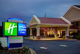 Holiday Inn Express & Suites Corinth