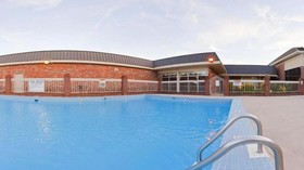 Holiday Inn Express & Suites Corinth