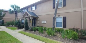 Beaujolais Villas