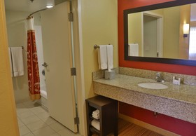 Courtyard Biloxi North/D'Iberville