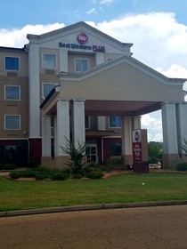 Best Western Plus Flowood Inn & Suites