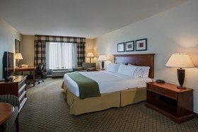 Holiday Inn Express & Suites Jackson - Flowood