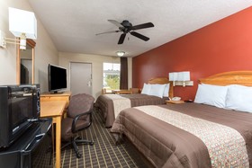 Days Inn by Wyndham Forest