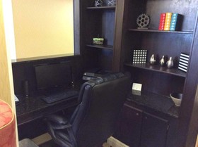 Holiday Inn Express & Suites Forest