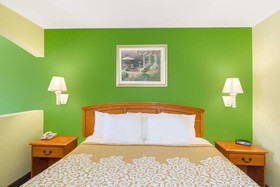 Days Inn by Wyndham Fulton