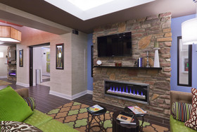 Holiday Inn Express Hotel & Suites Fulton