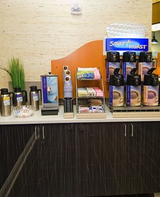Holiday Inn Express Hotel & Suites Fulton