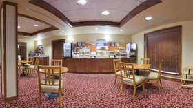 Holiday Inn Express & Suites Greenville