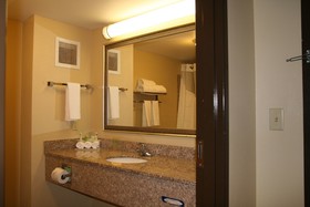 Holiday Inn Express & Suites Greenville