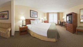 Holiday Inn Express & Suites Greenville