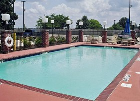 Holiday Inn Express & Suites Greenville