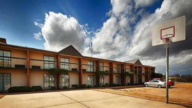 SureStay Plus Hotel by Best Western Greenwood