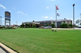 SureStay Plus Hotel by Best Western Greenwood