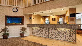 SureStay Plus Hotel by Best Western Greenwood