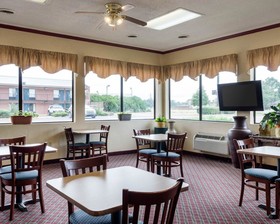 Motel 6 Greenwood, MS