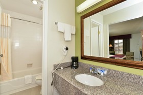 Super 8 by Wyndham Gulfport Biloxi Airport