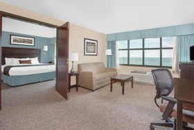 Holiday Inn Express Gulfport Beach