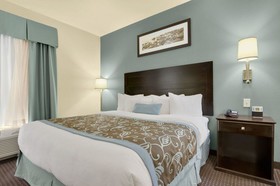 Holiday Inn Express Gulfport Beach