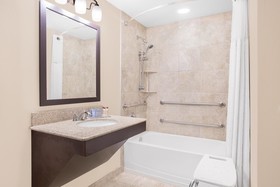 Holiday Inn Express Gulfport Beach
