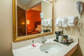 Wingate by Wyndham Hattiesburg