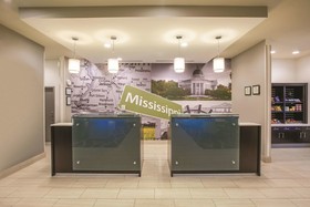 La Quinta Inn & Suites by Wyndham Hattiesburg - I-59