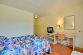 Motel 6 Hattiesburg, MS