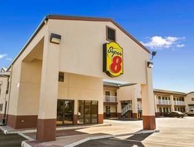 Super 8 by Wyndham Hattiesburg North