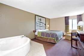 Super 8 by Wyndham Hernando