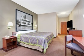 Super 8 by Wyndham Hernando