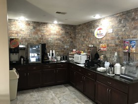 Super 8 by Wyndham Hernando