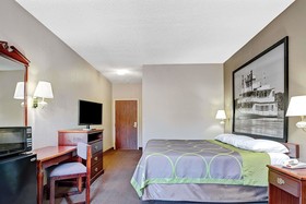 Super 8 by Wyndham Hernando