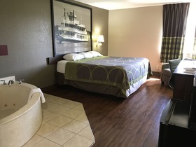 Super 8 by Wyndham Hernando