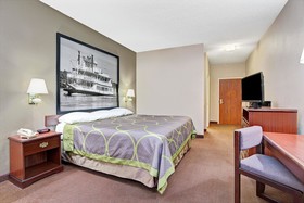 Super 8 by Wyndham Hernando