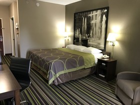 Super 8 by Wyndham Hernando