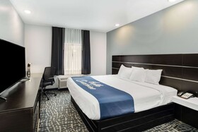 Days Inn & Suites by Wyndham Horn Lake/Memphis Graceland