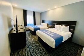 Days Inn & Suites by Wyndham Horn Lake/Memphis Graceland