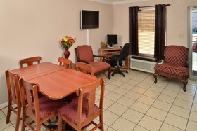 Americas Best Value Inn - Indianola