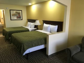 Super 8 by Wyndham Jackson MS