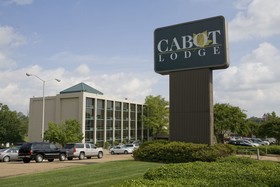 Cabot Lodge Millsaps