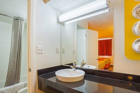 Motel 6 Jackson Ms