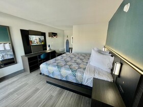 Studio 6 Jackson, MS I 55