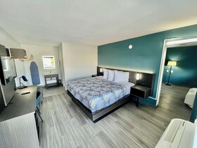 Studio 6 Jackson, MS I 55