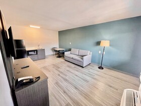 Studio 6 Jackson, MS I 55