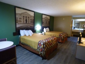 Super 8 by Wyndham Kosciusko