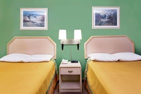 Super 8 by Wyndham Kosciusko