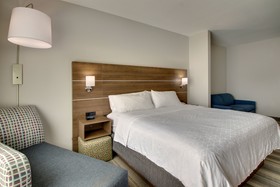 Holiday Inn Express & Suites Laurel