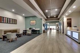 Holiday Inn Express & Suites Laurel